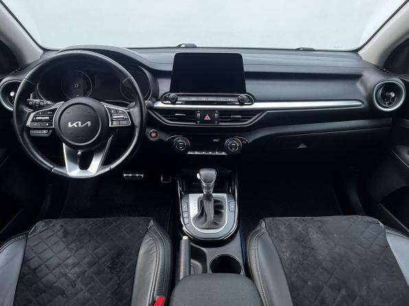 Kia Cerato IV Рестайлинг с пробегом 2021 года, цена 2 080 000 рублей, 56653 км, седан, Автокод Объявления