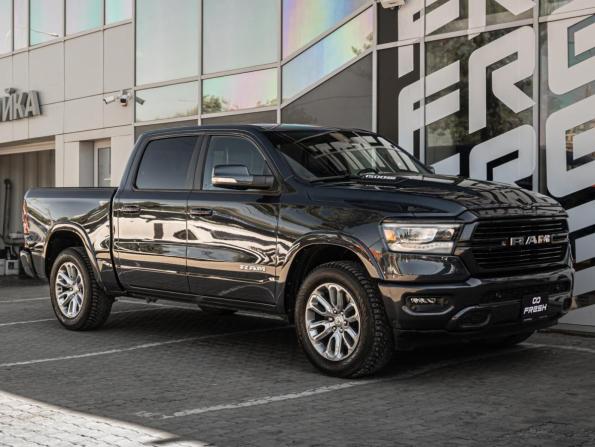Ram 1500 V с пробегом 2021 года, цена 5 400 000 рублей, 105868 км, offers.body_type.unknown, Автокод Объявления