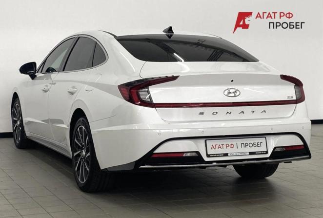 Hyundai Sonata VIII (DN8) с пробегом 2022 года, цена 2 629 000 рублей, 75243 км, седан, Автокод Объявления