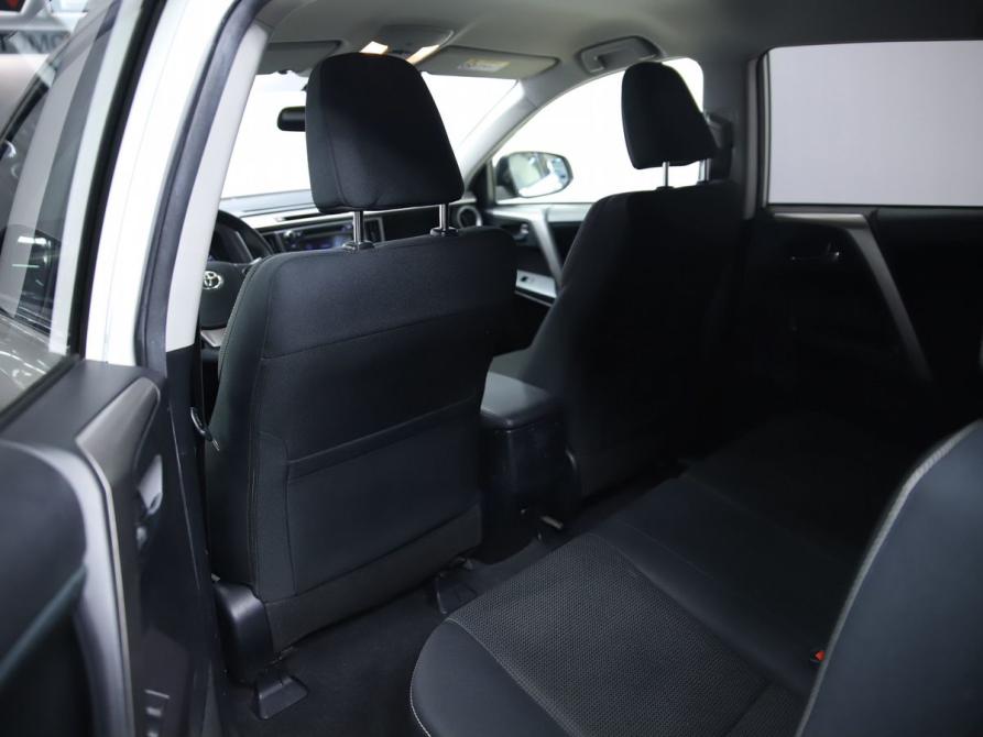 Toyota RAV4 IV (XA40) Рестайлинг Уфа  - изображение 11