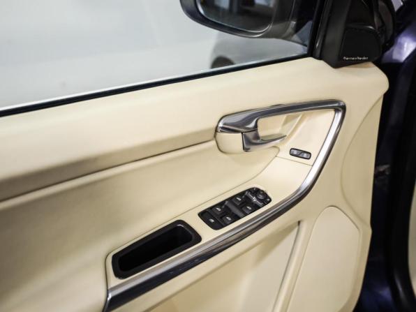 Volvo XC60 I с пробегом 2012 года, цена 1 699 000 рублей, 166500 км, внедорожник, Автокод Объявления