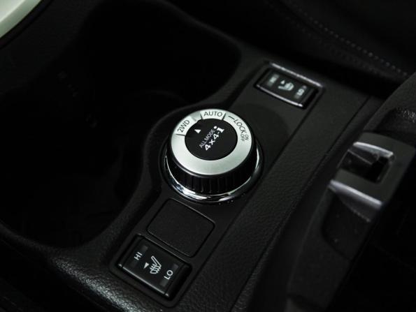 Nissan Qashqai II с пробегом 2018 года, цена 1 949 700 рублей, 79700 км, внедорожник, Автокод Объявления