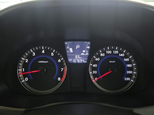 Hyundai Solaris I с пробегом 2013 года, цена 869 000 рублей, 107691 км, седан, Автокод Объявления