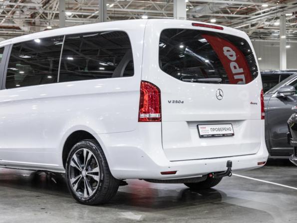 Mercedes-Benz V-Класс III (W447) с пробегом 2015 года, цена 4 039 700 рублей, 129935 км, минивэн, Автокод Объявления