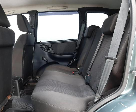 Chevrolet Niva I Рестайлинг с пробегом 2017 года, цена 689 000 рублей, 129709 км, внедорожник, Автокод Объявления