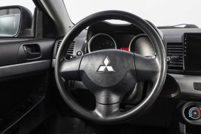 Mitsubishi Lancer X с пробегом 2010 года, цена 799 000 рублей, 200000 км, седан, Автокод Объявления