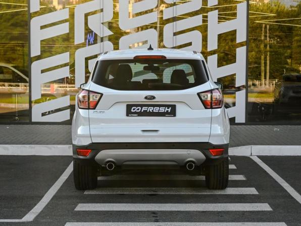 Ford Kuga II Рестайлинг с пробегом 2017 года, цена 1 790 000 рублей, 85203 км, внедорожник, Автокод Объявления