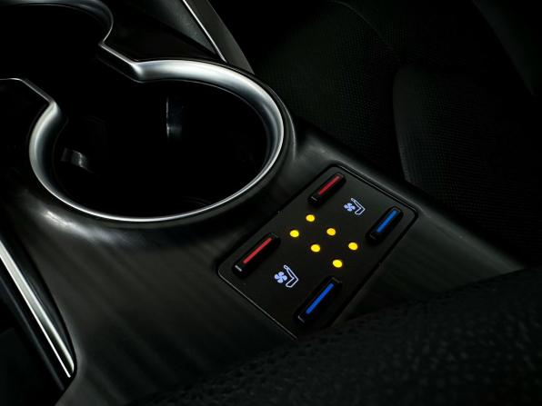 Toyota Camry VIII (XV70) Рестайлинг с пробегом 2022 года, цена 3 850 000 рублей, 89246 км, седан, Автокод Объявления
