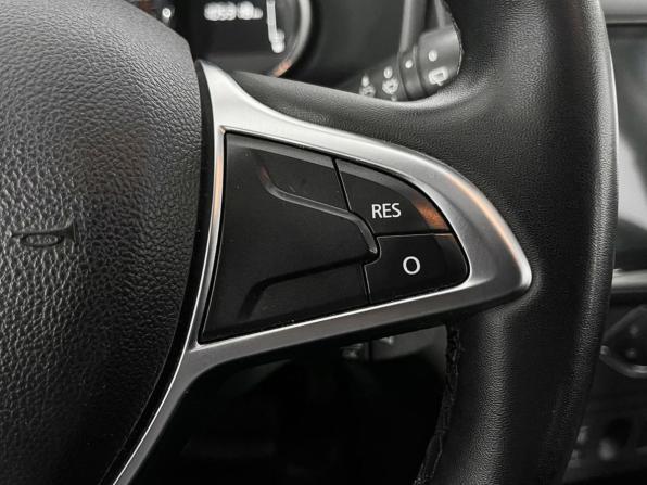 Renault Sandero II Рестайлинг с пробегом 2019 года, цена 1 205 000 рублей, 105260 км, хэтчбек, Автокод Объявления
