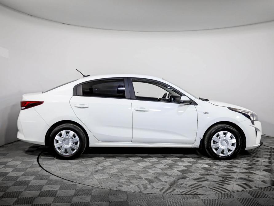 Kia Rio IV Рестайлинг Санкт-Петербург  - изображение 3
