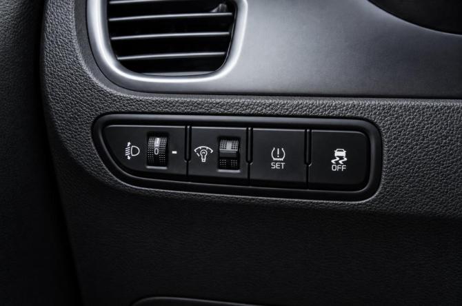 Kia Rio IV с пробегом 2019 года, цена 1 429 000 рублей, 126600 км, седан, Автокод Объявления