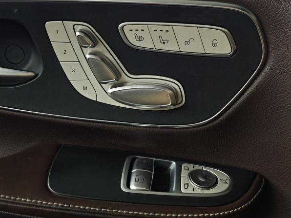 Mercedes-Benz V-Класс III (W447) с пробегом 2018 года, цена 4 397 000 рублей, 153282 км, минивэн, Автокод Объявления