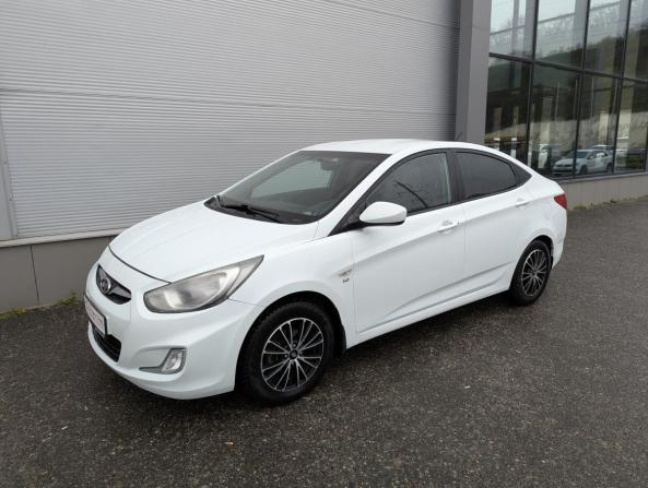Hyundai Solaris I с пробегом 2011 года, цена 697 000 рублей, 157139 км, седан, Автокод Объявления