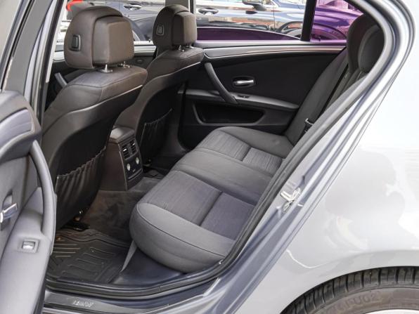 BMW 5 серии V (E60/E61) Рестайлинг с пробегом 2009 года, цена 949 000 рублей, 286419 км, седан, Автокод Объявления