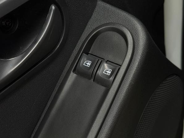Renault Duster I Рестайлинг с пробегом 2016 года, цена 890 000 рублей, 155000 км, внедорожник, Автокод Объявления