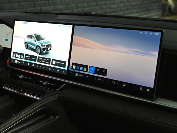 Geely Monjaro I Рестайлинг 2 с пробегом 2026 года, цена 4 330 000 рублей, 38 км, внедорожник, Автокод Объявления