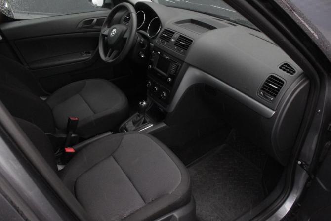 Skoda Yeti I Рестайлинг с пробегом 2017 года, цена 1 769 000 рублей, 88333 км, внедорожник, Автокод Объявления