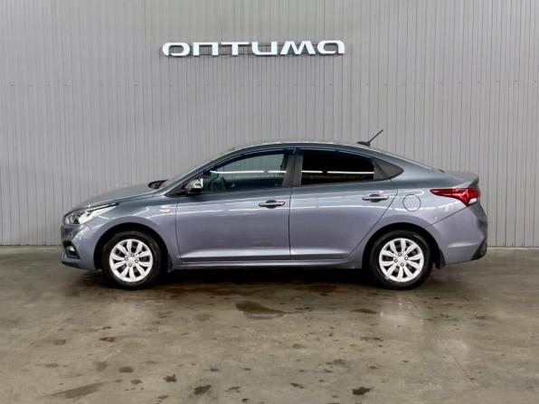 Hyundai Solaris II с пробегом 2017 года, цена 1 297 000 рублей, 168520 км, седан, Автокод Объявления