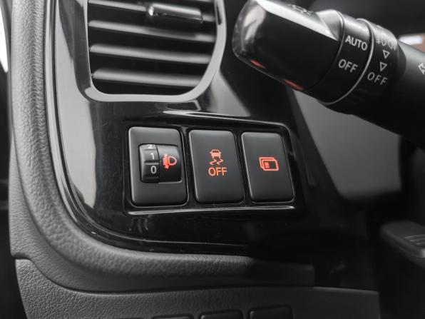 Mitsubishi Outlander III Рестайлинг 2 с пробегом 2018 года, цена 1 555 000 рублей, 226219 км, внедорожник, Автокод Объявления