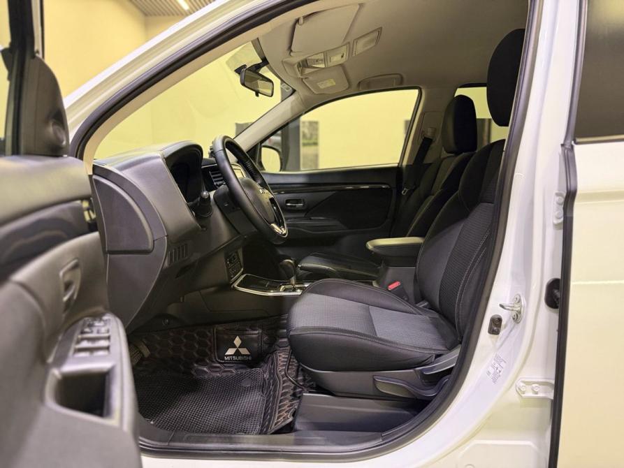 Mitsubishi Outlander III Рестайлинг 3 Новосибирск  - изображение 11