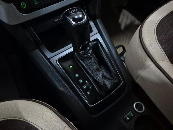 Skoda Yeti I Рестайлинг с пробегом 2016 года, цена 1 140 000 рублей, 230985 км, внедорожник, Автокод Объявления