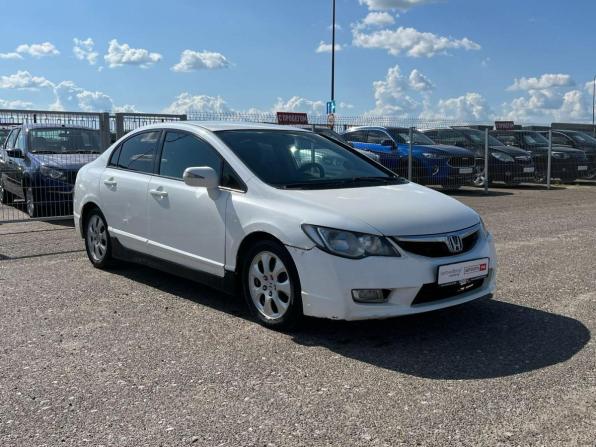 Honda Civic VIII Рестайлинг с пробегом 2008 года, цена 435 000 рублей, 273585 км, седан, Автокод Объявления