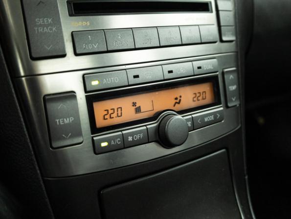 Toyota Avensis II Рестайлинг с пробегом 2008 года, цена 699 777 рублей, 232107 км, седан, Автокод Объявления
