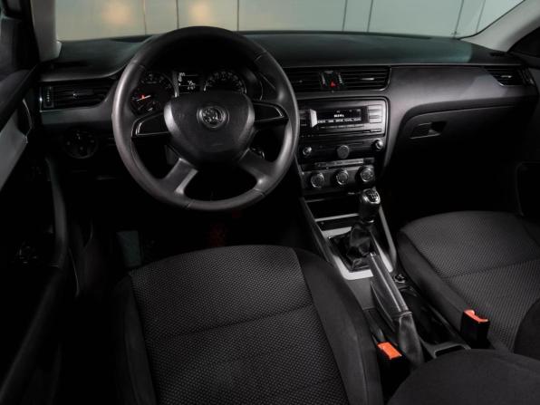 Skoda Octavia III (A7) с пробегом 2014 года, цена 799 000 рублей, 240315 км, лифтбек, Автокод Объявления