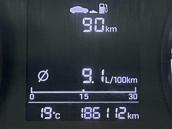 Hyundai Solaris II с пробегом 2019 года, цена 960 000 рублей, 186111 км, седан, Автокод Объявления