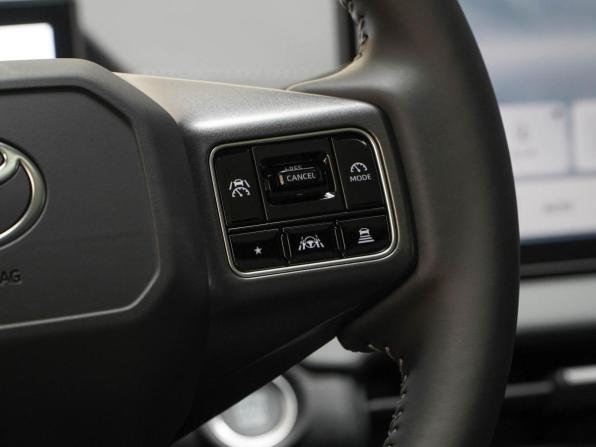 Toyota RAV4 VI (XA60) с пробегом 2026 года, цена 4 049 046 рублей, 72 км, внедорожник, Автокод Объявления