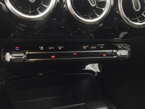Mercedes-Benz A-Класс IV (W177) с пробегом 2019 года, цена 2 349 000 рублей, 50654 км, хэтчбек, Автокод Объявления