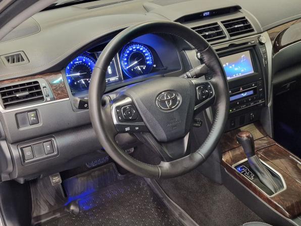 Toyota Camry VII (XV50) Рестайлинг с пробегом 2016 года, цена 1 250 000 рублей, 89891 км, седан, Автокод Объявления
