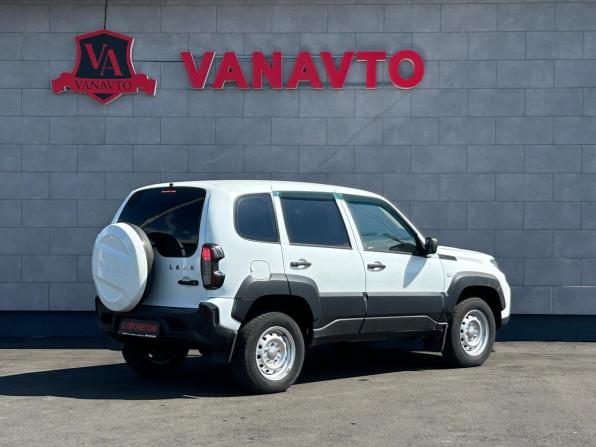 Lada (ВАЗ) Niva Travel I с пробегом 2022 года, цена 950 000 рублей, 72700 км, внедорожник, Автокод Объявления
