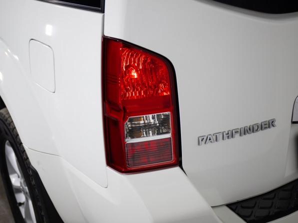Nissan Pathfinder III с пробегом 2010 года, цена 1 250 000 рублей, 223592 км, внедорожник, Автокод Объявления