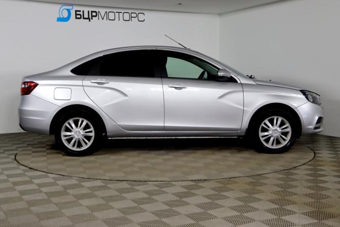 Lada (ВАЗ) Vesta I с пробегом 2018 года, цена 919 990 рублей, 70898 км, седан, Автокод Объявления