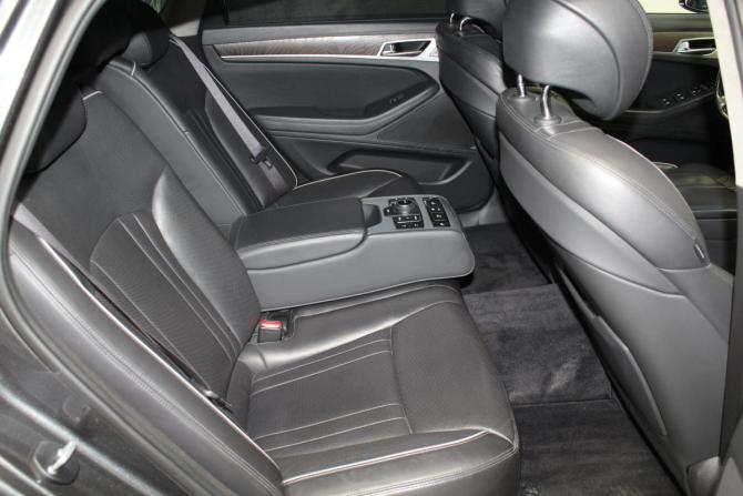 Genesis G80 I с пробегом 2017 года, цена 1 990 000 рублей, 218000 км, седан, Автокод Объявления