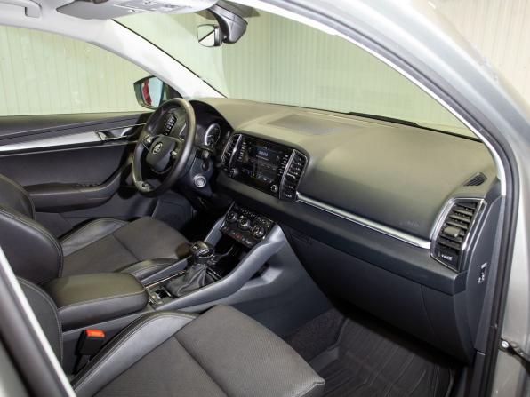 Skoda Karoq I с пробегом 2021 года, цена 2 350 000 рублей, 141886 км, внедорожник, Автокод Объявления