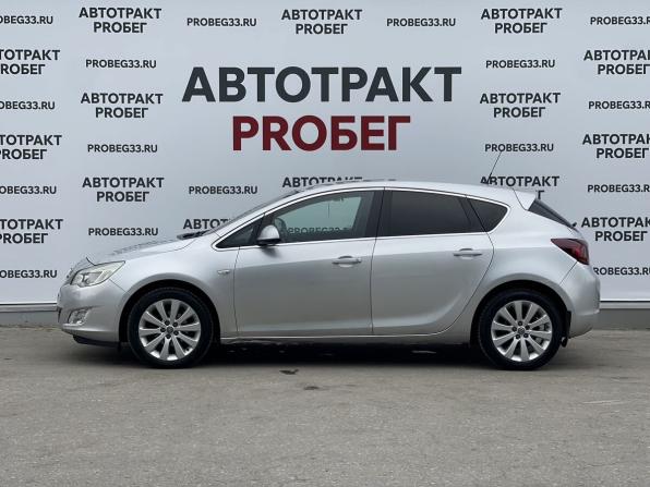 Opel Astra J с пробегом 2011 года, цена 580 000 рублей, 217000 км, хэтчбек, Автокод Объявления