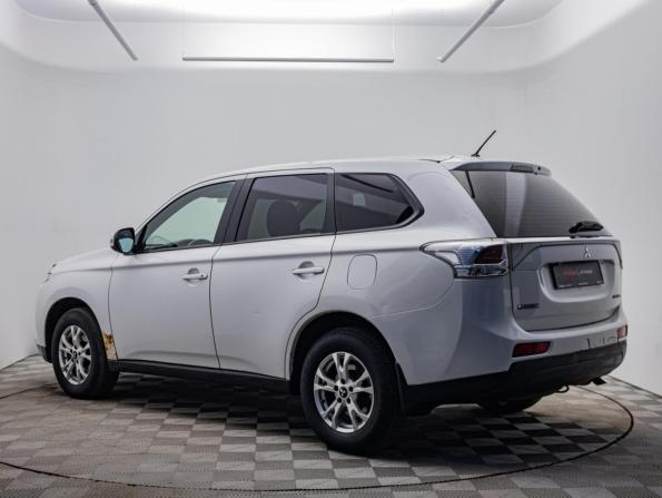 Mitsubishi Outlander III с пробегом 2012 года, цена 1 011 000 рублей, 213505 км, внедорожник, Автокод Объявления