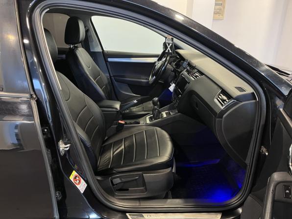 Skoda Octavia III (A7) с пробегом 2013 года, цена 880 000 рублей, 350915 км, лифтбек, Автокод Объявления