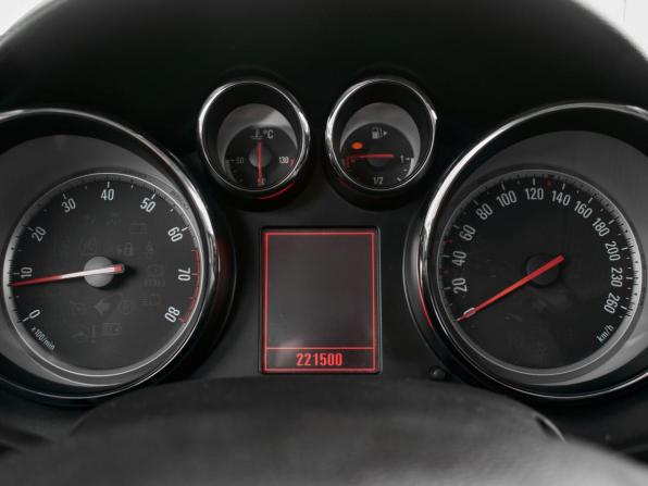 Opel Astra J с пробегом 2011 года, цена 600 000 рублей, 221500 км, хэтчбек, Автокод Объявления