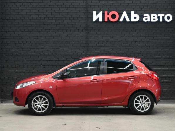 Mazda 2 II (DE) с пробегом 2008 года, цена 590 000 рублей, 211586 км, хэтчбек, Автокод Объявления