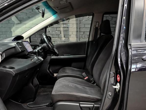 Honda Freed I Рестайлинг с пробегом 2012 года, цена 995 000 рублей, 209749 км, компактвэн, Автокод Объявления
