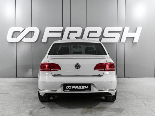 Volkswagen Passat B7 с пробегом 2014 года, цена 968 070 рублей, 231387 км, седан, Автокод Объявления