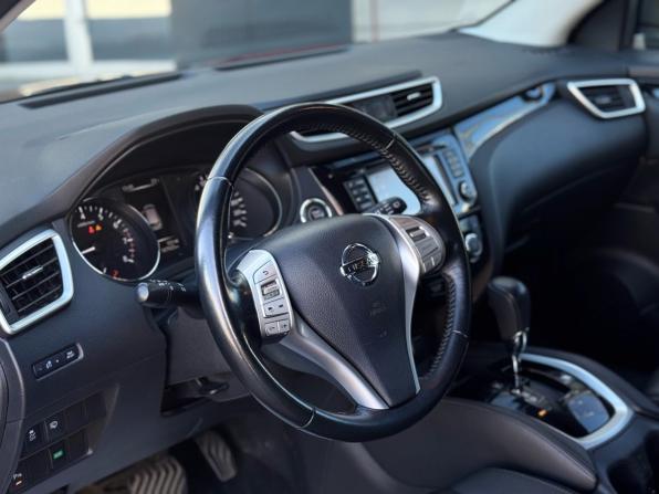 Nissan Qashqai II с пробегом 2018 года, цена 1 620 000 рублей, 107870 км, внедорожник, Автокод Объявления