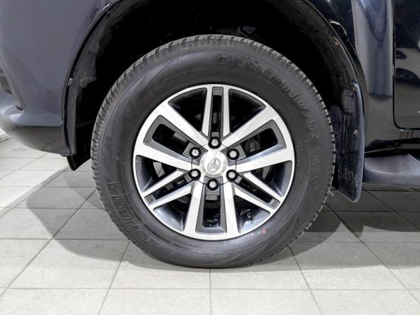 Toyota Hilux VIII с пробегом 2017 года, цена 3 715 000 рублей, 159583 км, offers.body_type.unknown, Автокод Объявления