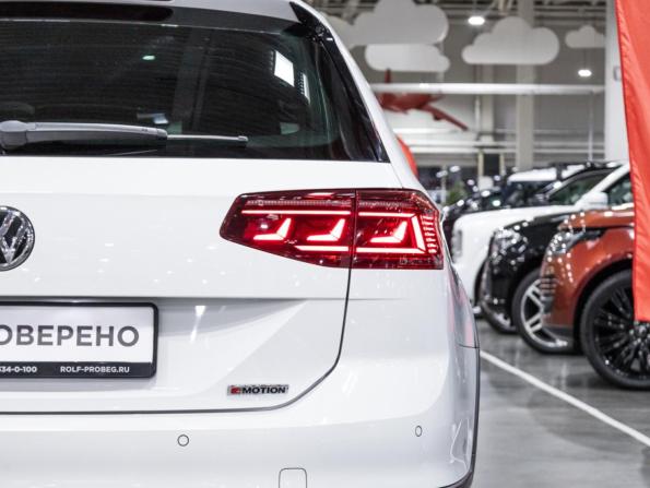 Volkswagen Passat B8 Рестайлинг с пробегом 2019 года, цена 4 039 700 рублей, 92409 км, универсал, Автокод Объявления