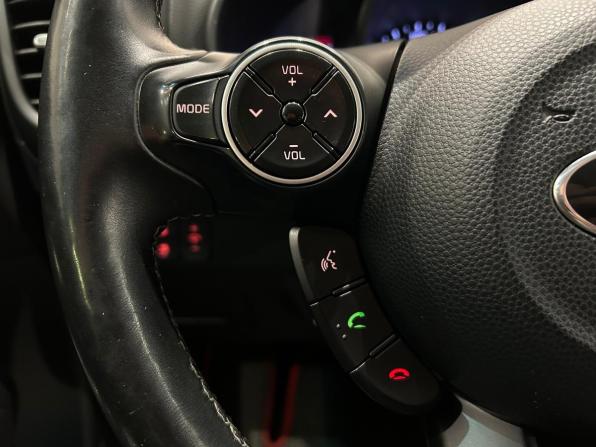 Kia Soul II Рестайлинг с пробегом 2019 года, цена 1 549 000 рублей, 124819 км, хэтчбек, Автокод Объявления