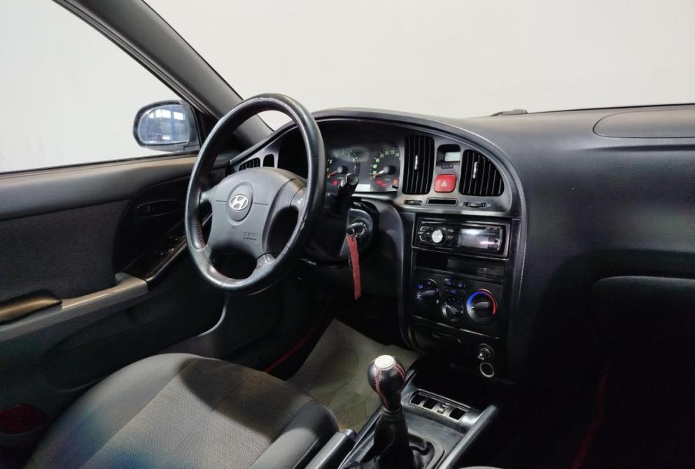 Hyundai Elantra III (XD2) Рестайлинг Саратов  - изображение 14