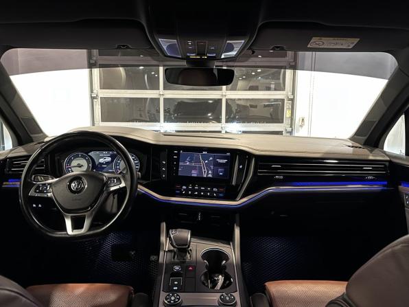 Volkswagen Touareg III с пробегом 2019 года, цена 4 999 000 рублей, 138501 км, внедорожник, Автокод Объявления